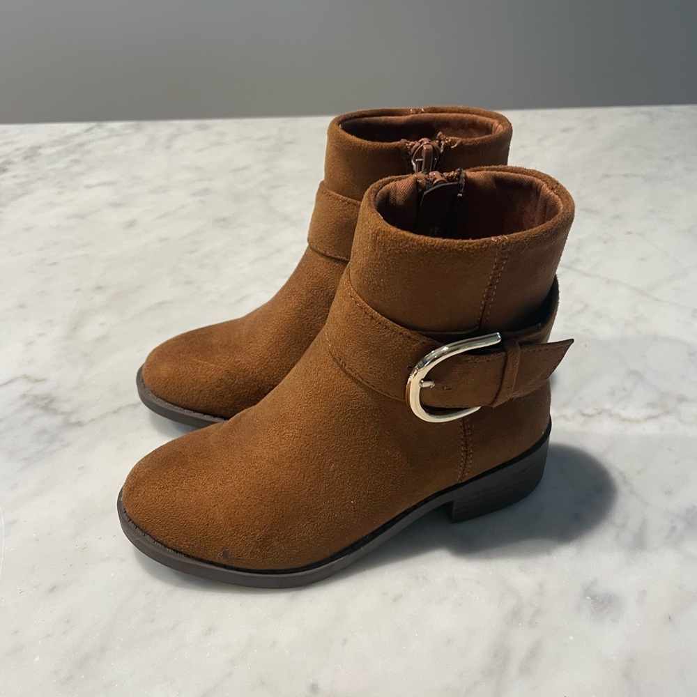 Steve Madden Kids' Bayville Zip Bootie, 11M Gently Used, Girls Toddler